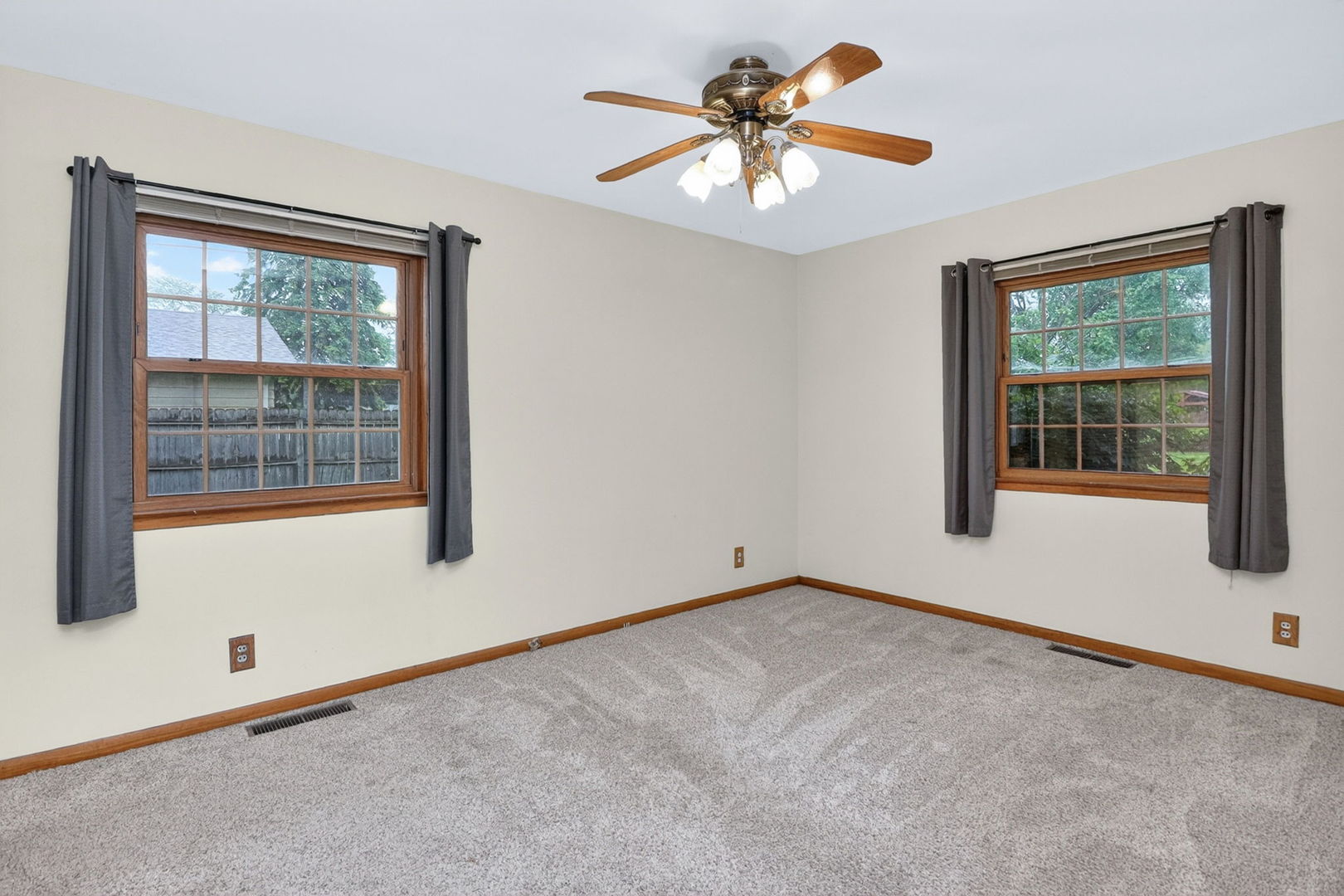 180 Alschuler Drive Aurora IL 60506