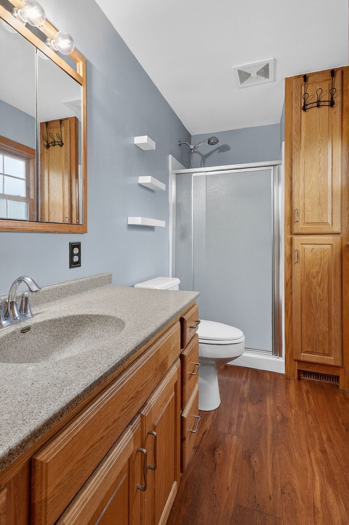 180 Alschuler Drive Aurora IL 60506