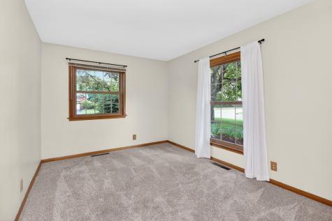 180 Alschuler Drive Aurora IL 60506