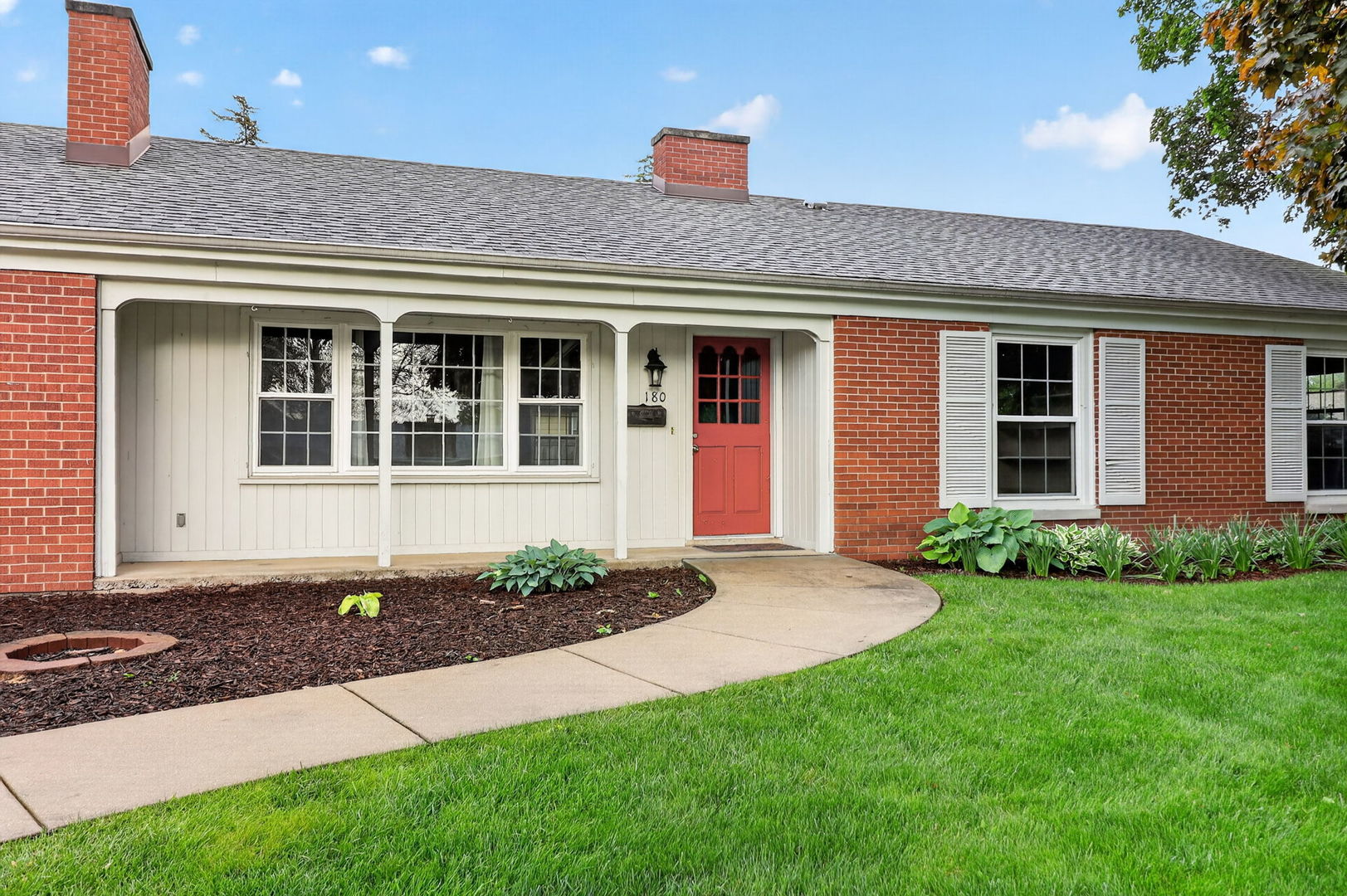 180 Alschuler Drive Aurora IL 60506