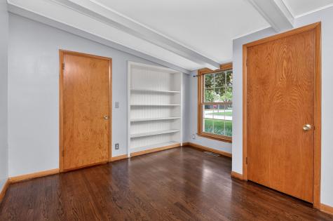 180 Alschuler Drive Aurora IL 60506
