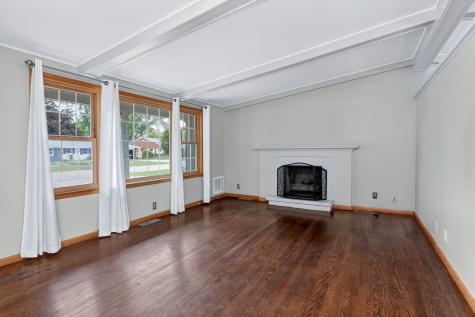 180 Alschuler Drive Aurora IL 60506