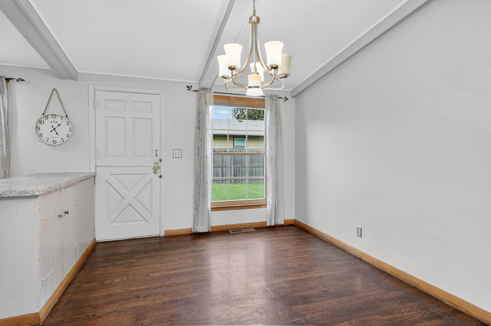 180 Alschuler Drive Aurora IL 60506