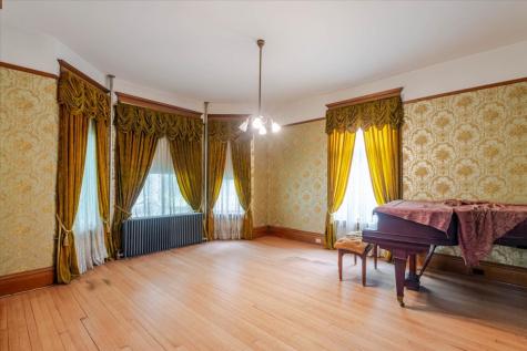 425 Mason Street Chenoa IL 61726