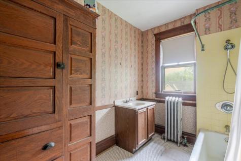 425 Mason Street Chenoa IL 61726