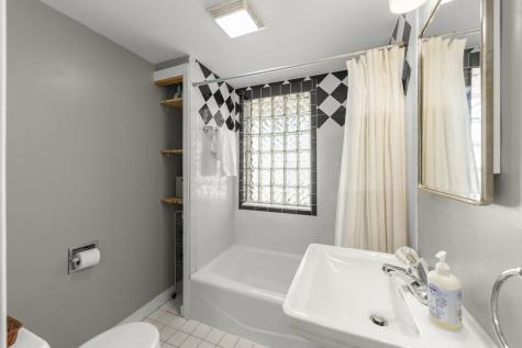 146 West Greenfield Avenue Lombard IL 60148