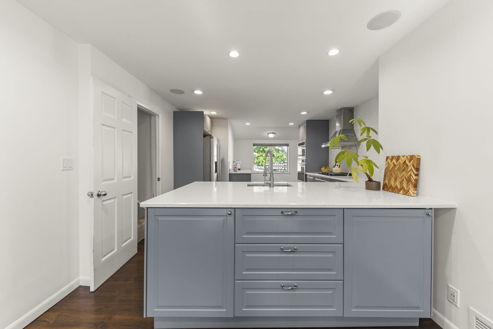 146 West Greenfield Avenue Lombard IL 60148