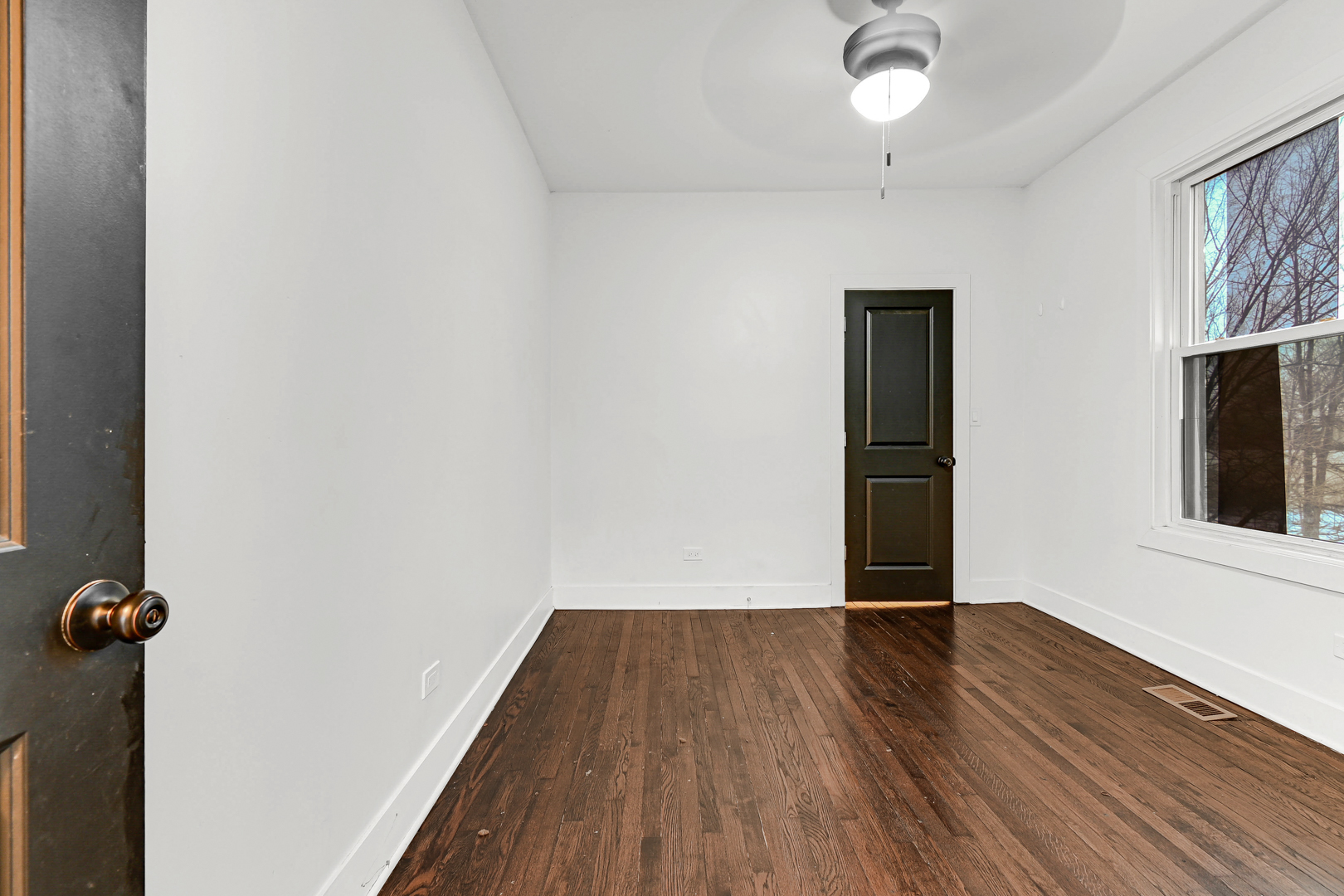 6553 South Eberhart Avenue Chicago IL 60637