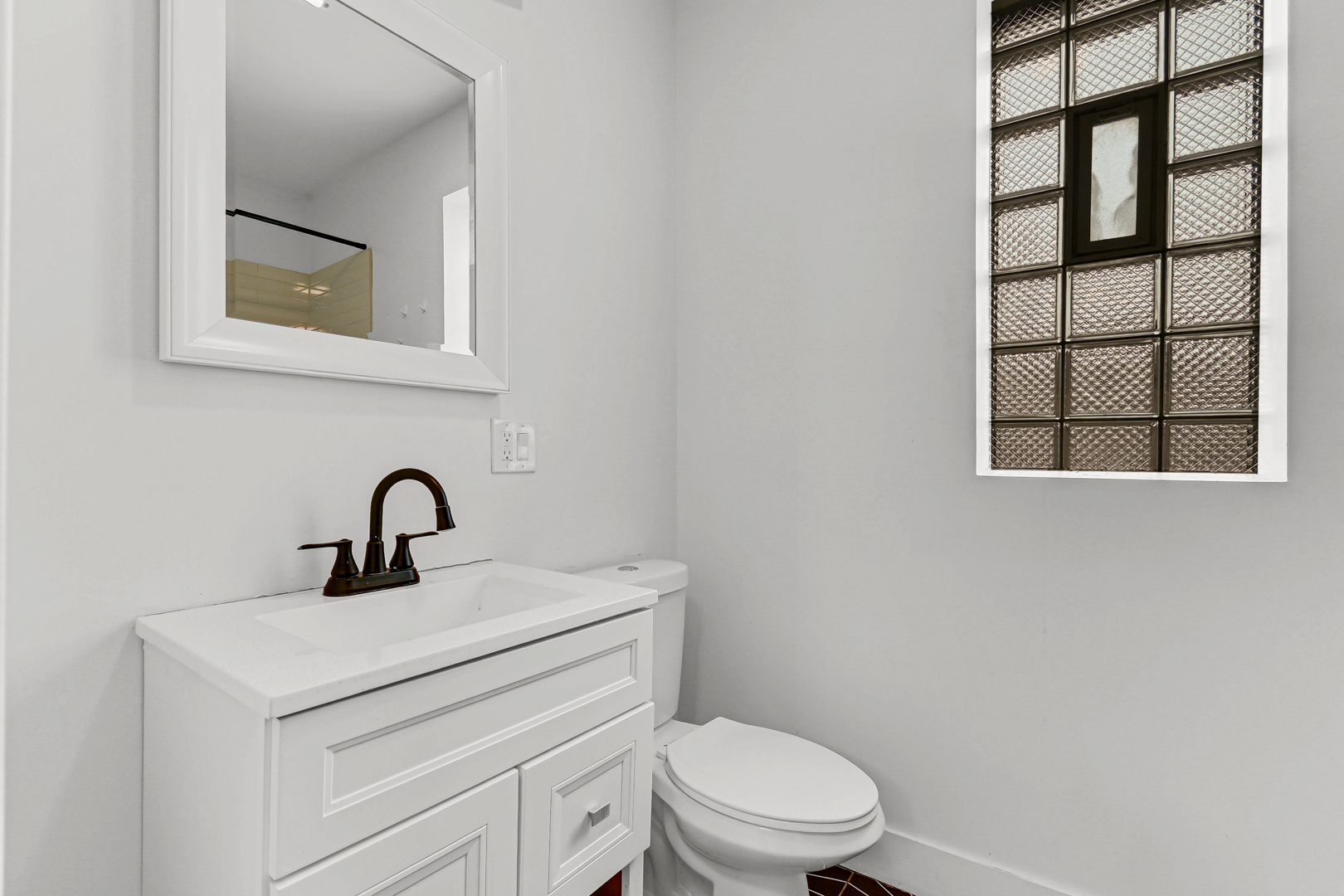 6553 South Eberhart Avenue Chicago IL 60637