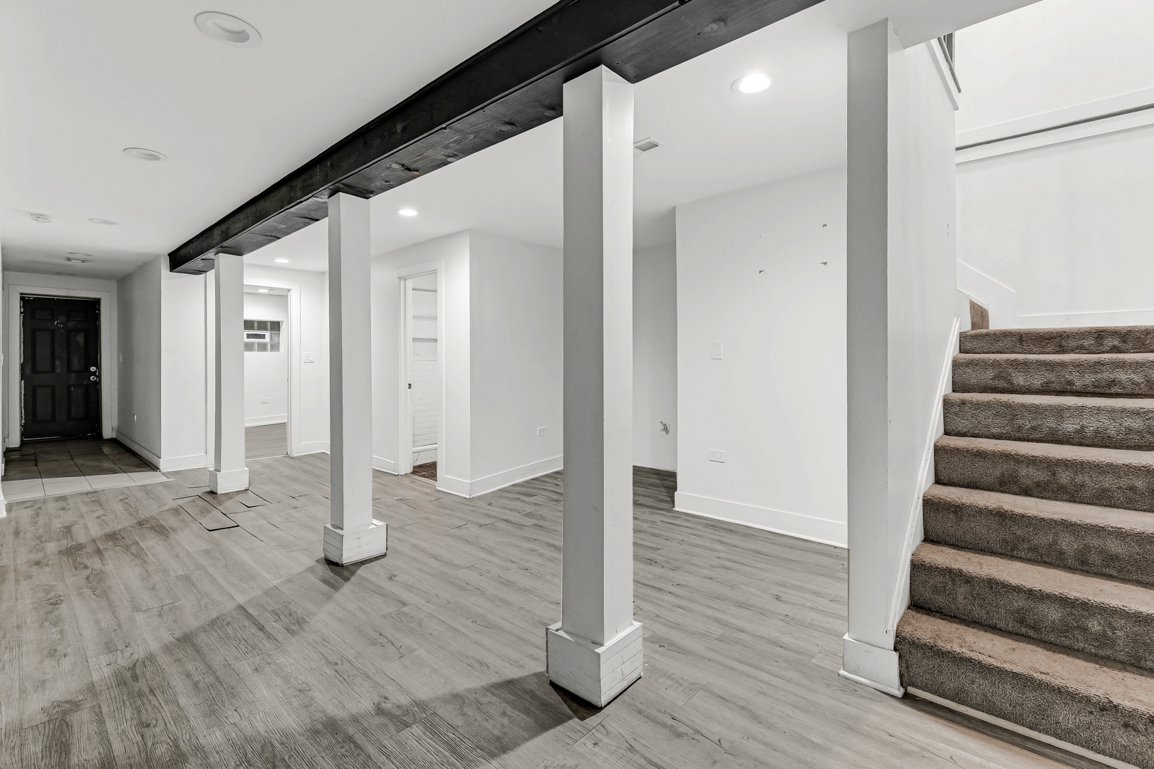 6553 South Eberhart Avenue Chicago IL 60637