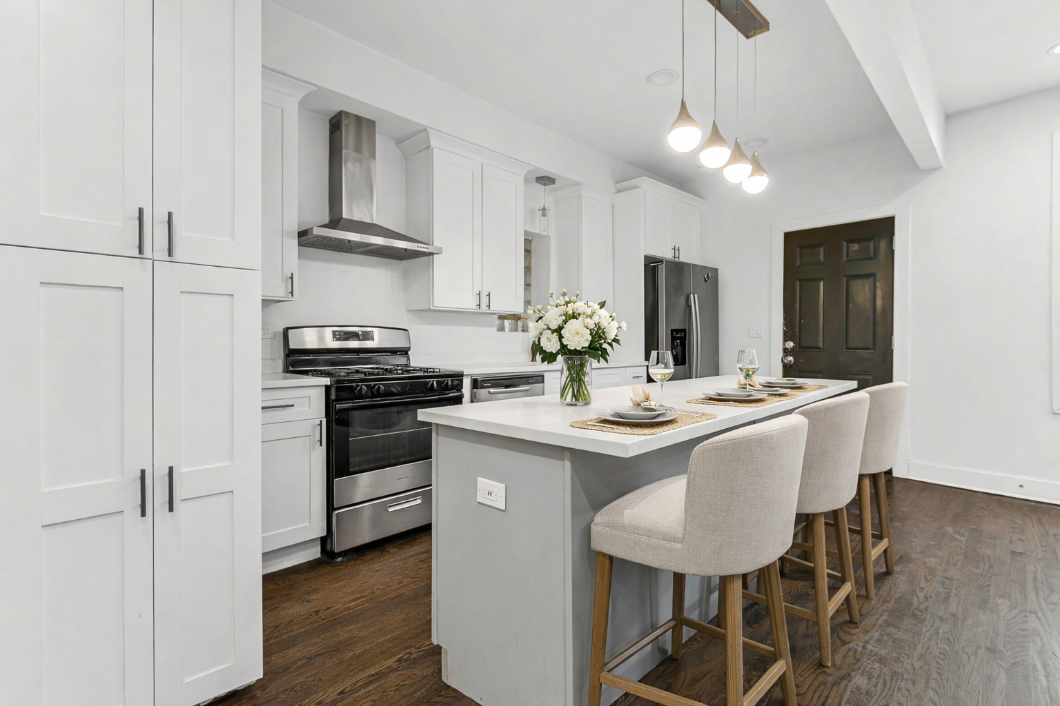 6553 South Eberhart Avenue Chicago IL 60637