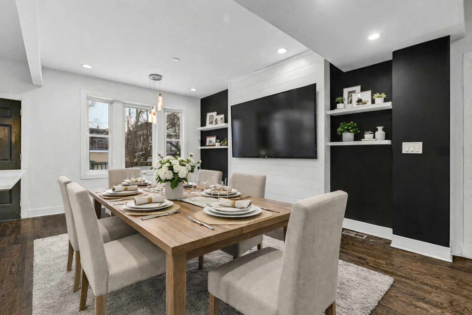 6553 South Eberhart Avenue Chicago IL 60637