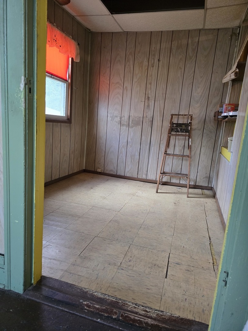 7554 South Saint Lawrence Avenue Chicago IL 60619