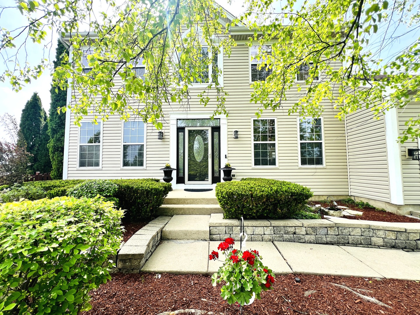 416 Ptarmigan Place Lindenhurst IL 60046