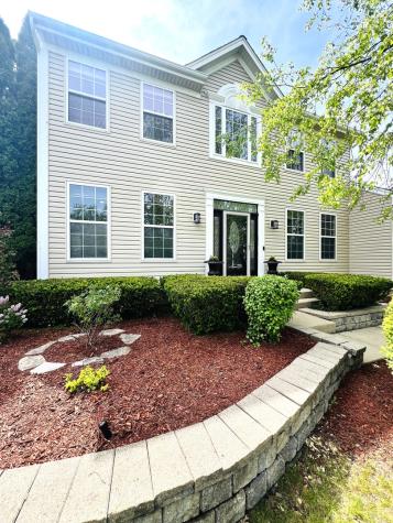416 Ptarmigan Place Lindenhurst IL 60046