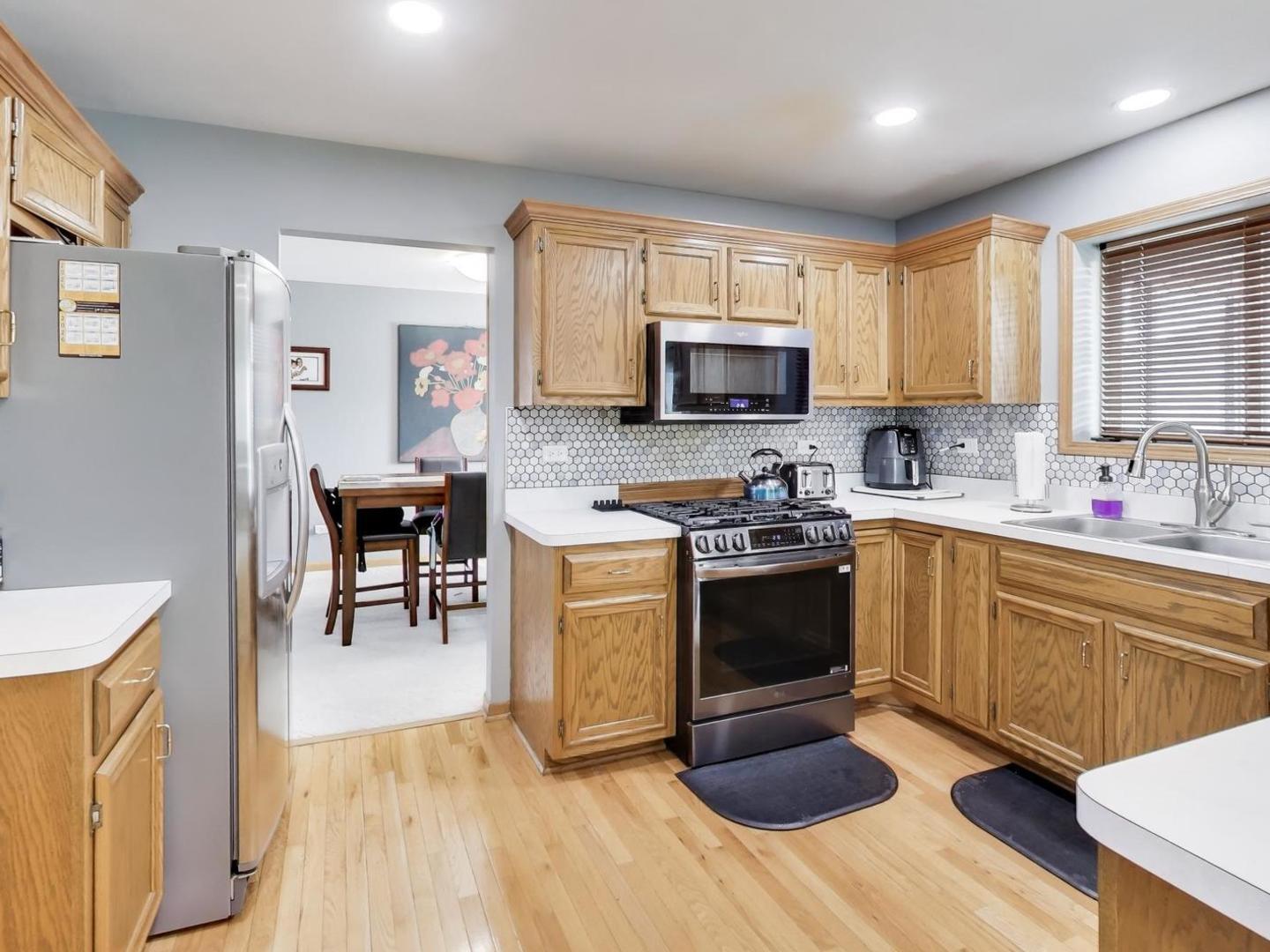 313 Fox Bend Circle Bolingbrook IL 60440