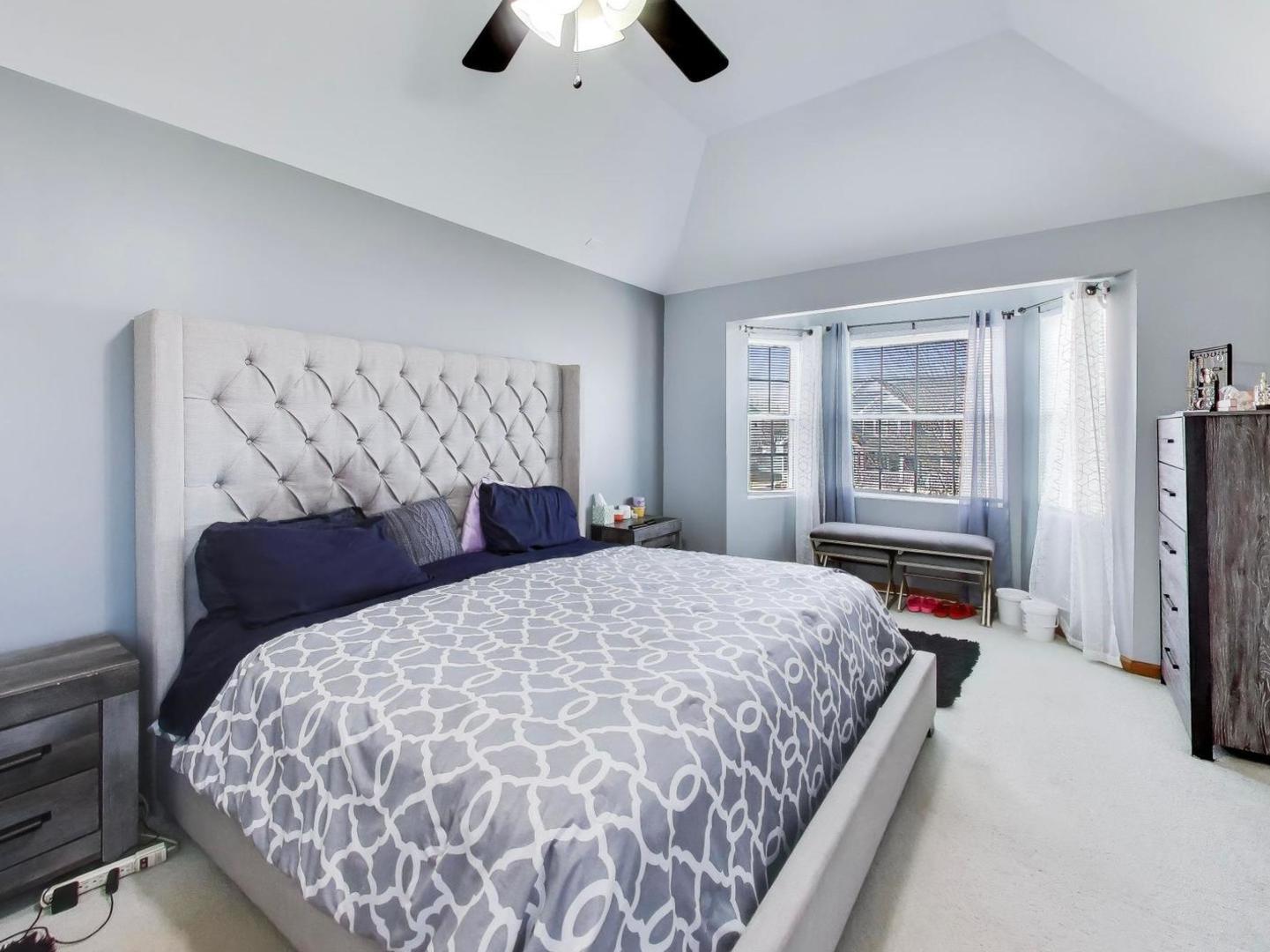 313 Fox Bend Circle Bolingbrook IL 60440