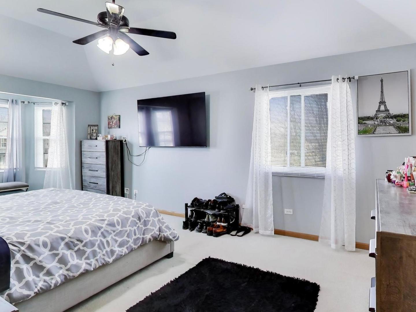 313 Fox Bend Circle Bolingbrook IL 60440