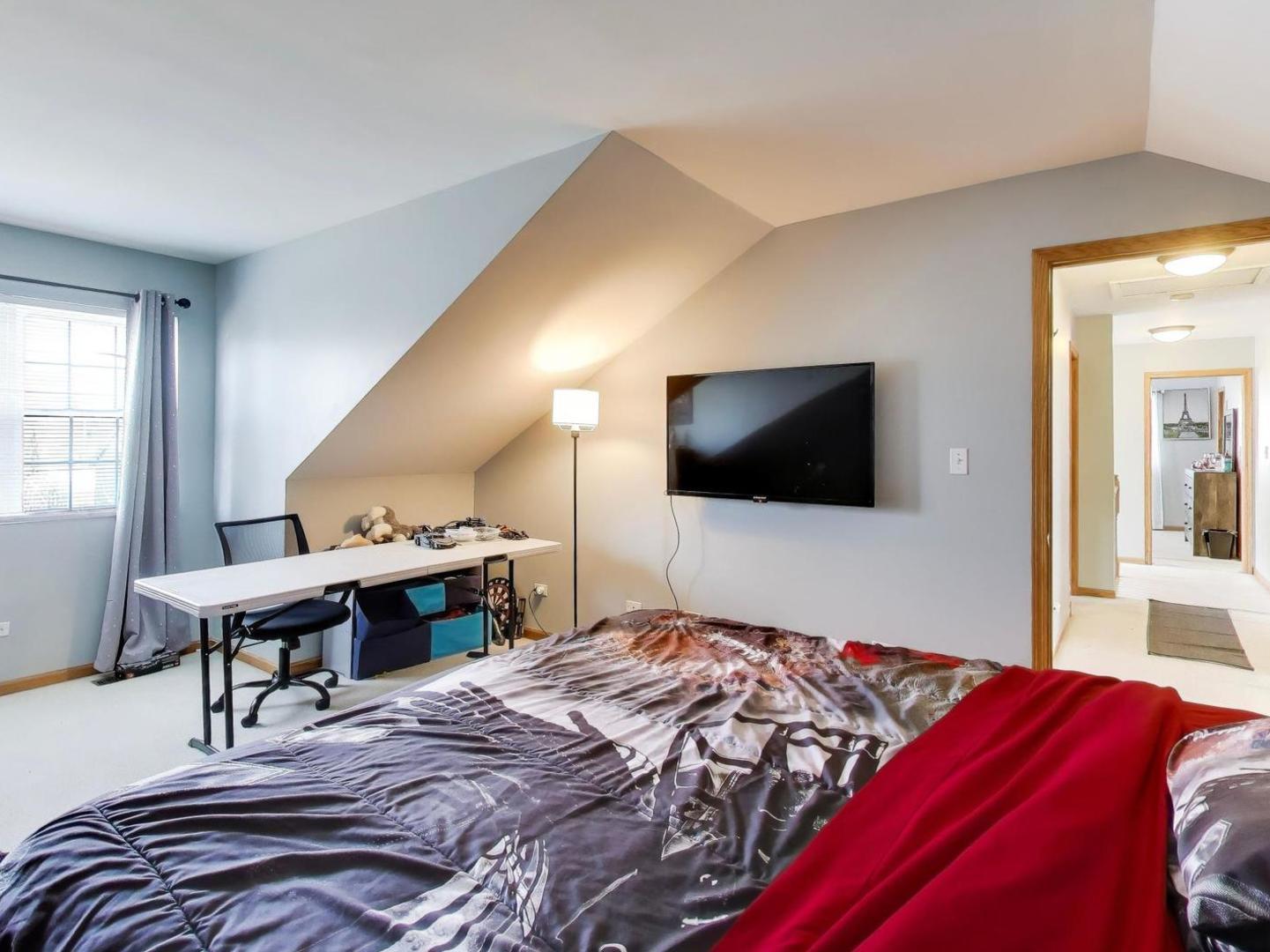 313 Fox Bend Circle Bolingbrook IL 60440