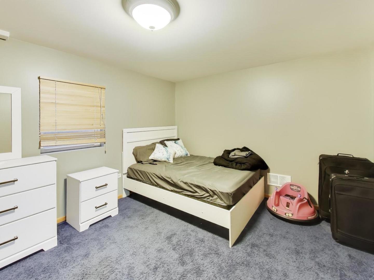 313 Fox Bend Circle Bolingbrook IL 60440