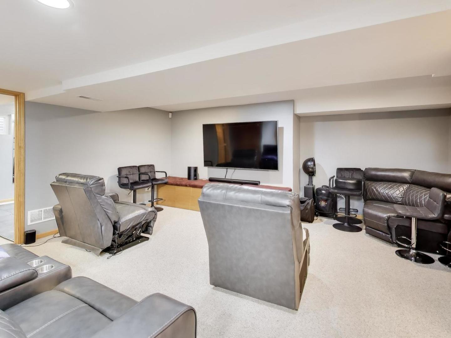 313 Fox Bend Circle Bolingbrook IL 60440