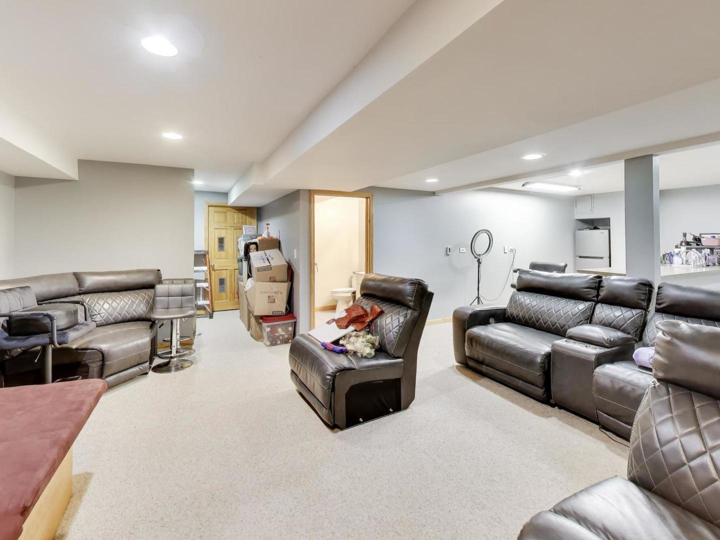 313 Fox Bend Circle Bolingbrook IL 60440