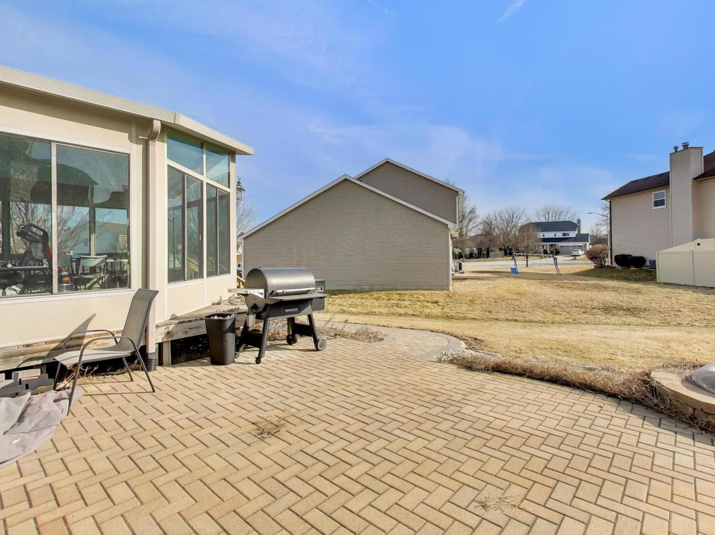 313 Fox Bend Circle Bolingbrook IL 60440