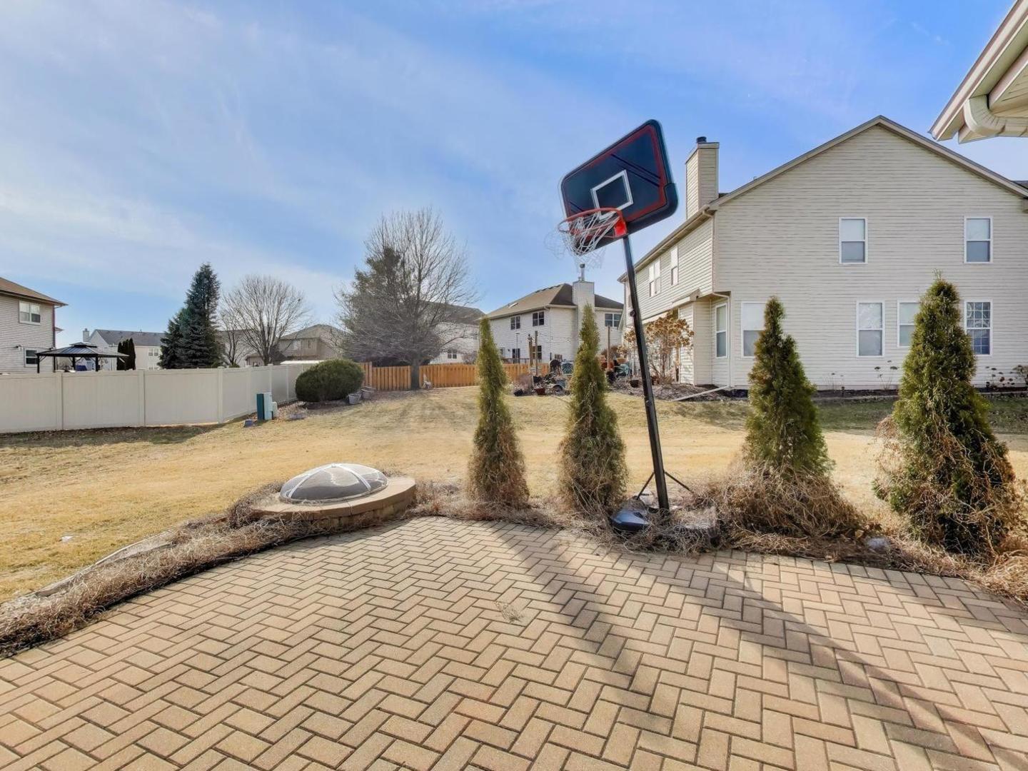 313 Fox Bend Circle Bolingbrook IL 60440