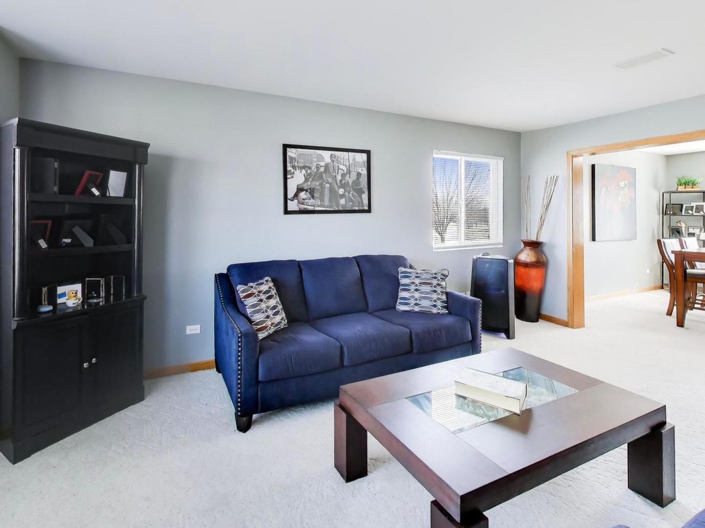 313 Fox Bend Circle Bolingbrook IL 60440