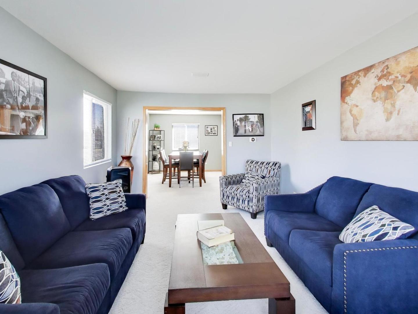 313 Fox Bend Circle Bolingbrook IL 60440