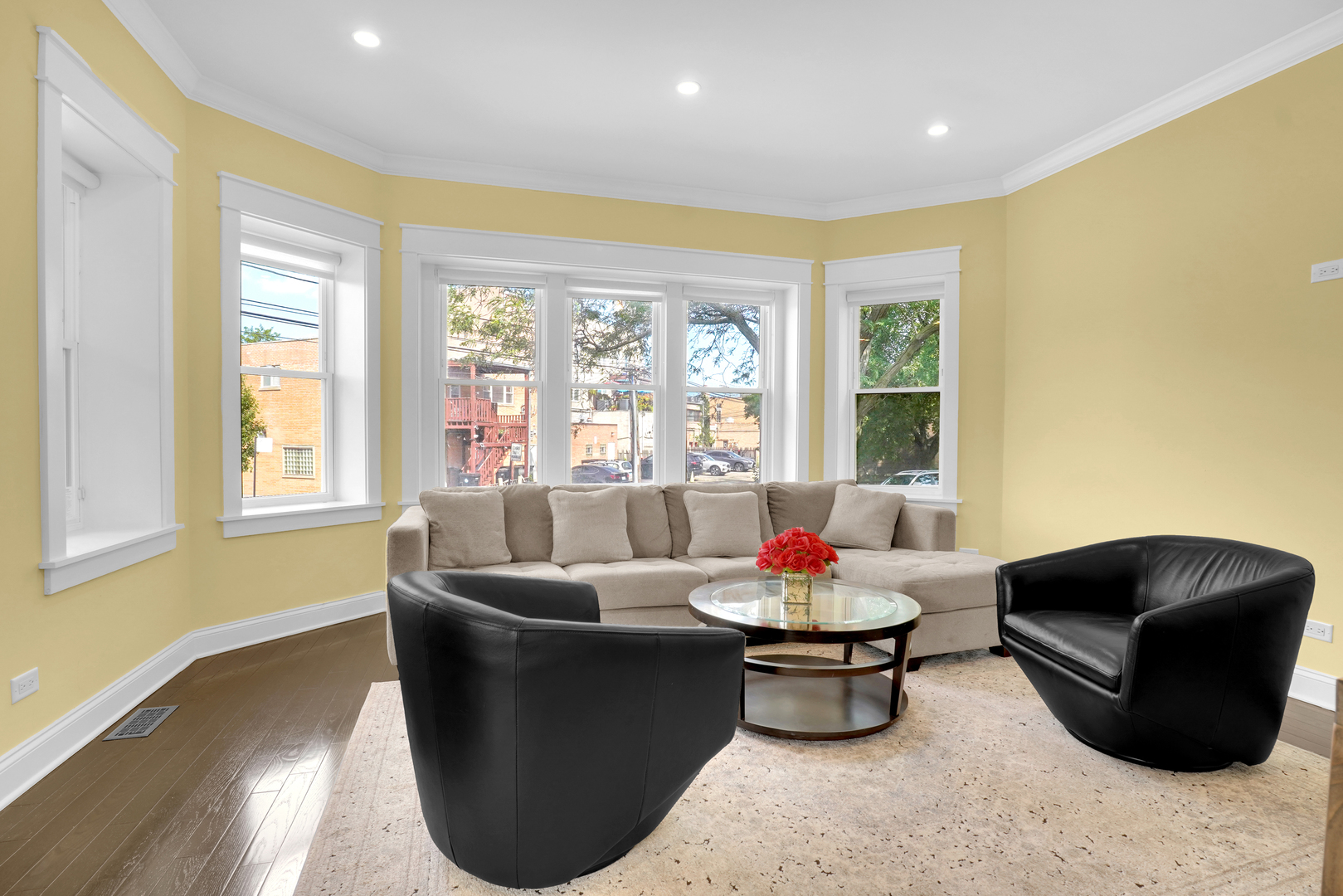 5838 North Sacramento Avenue Chicago IL 60659