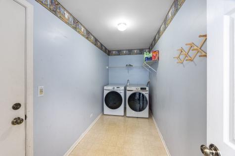 1237 East Greystone Drive Round Lake Beach IL 60073