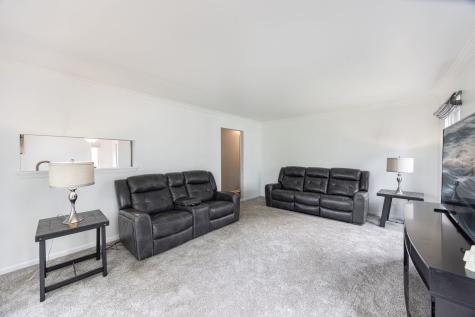 1237 East Greystone Drive Round Lake Beach IL 60073