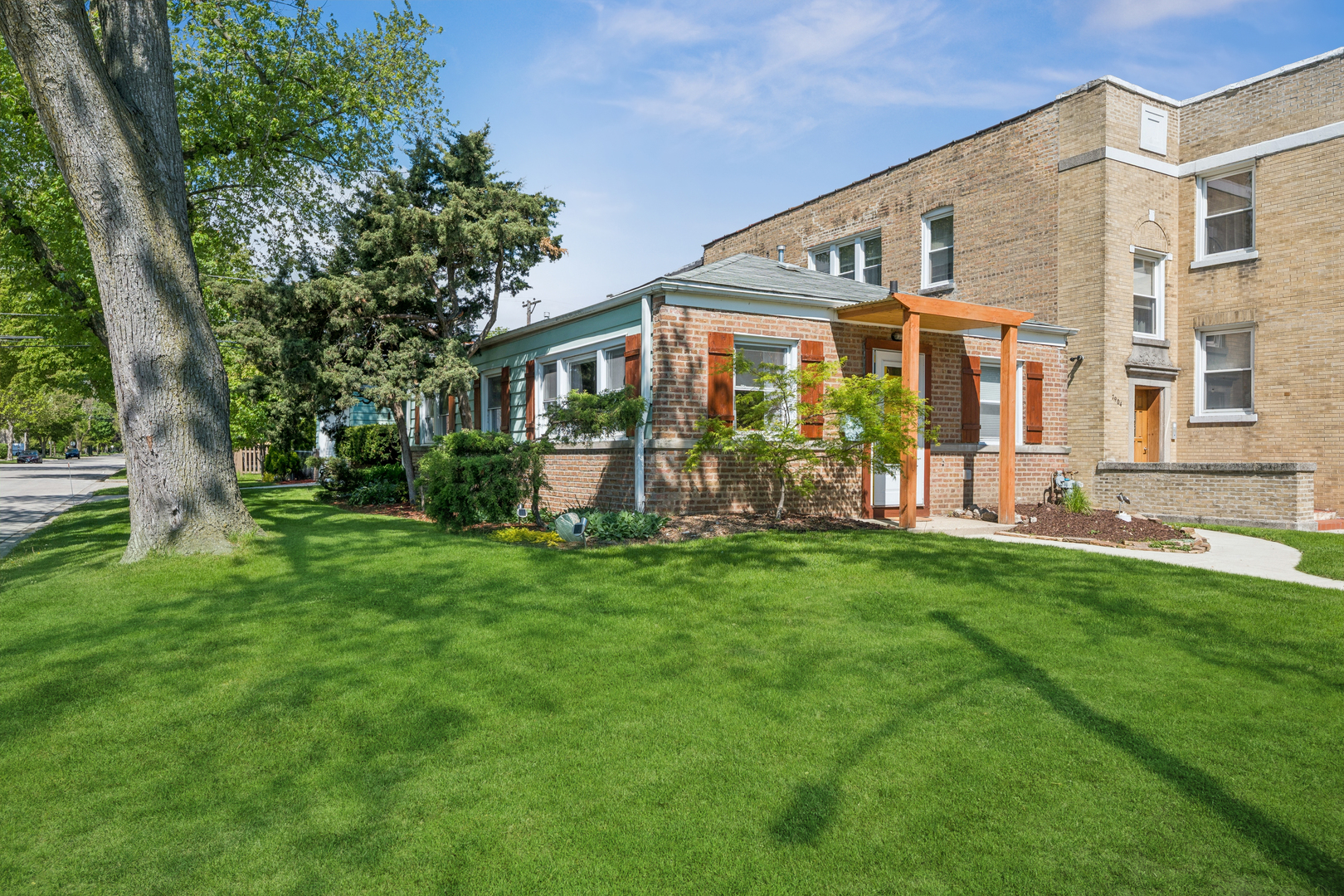 7900 Karlov Avenue Skokie IL 60076