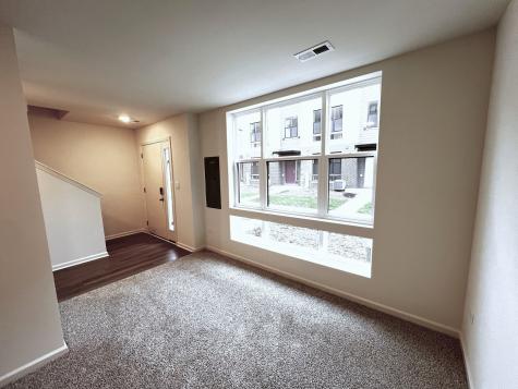 382 Summit Circle Lombard IL 60148