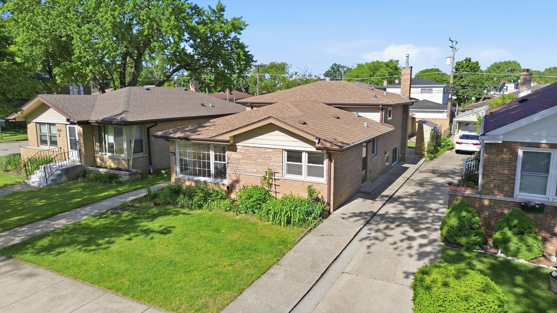 7506 Kilbourn Avenue Skokie IL 60076