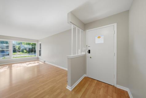 7506 Kilbourn Avenue Skokie IL 60076