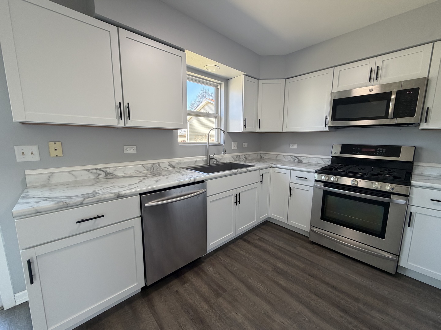 2 Beaver Creek Court Bolingbrook IL 60490