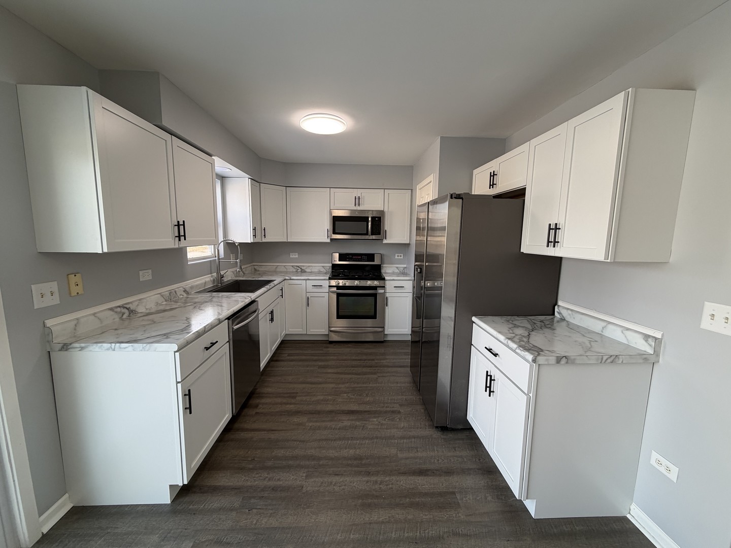 2 Beaver Creek Court Bolingbrook IL 60490