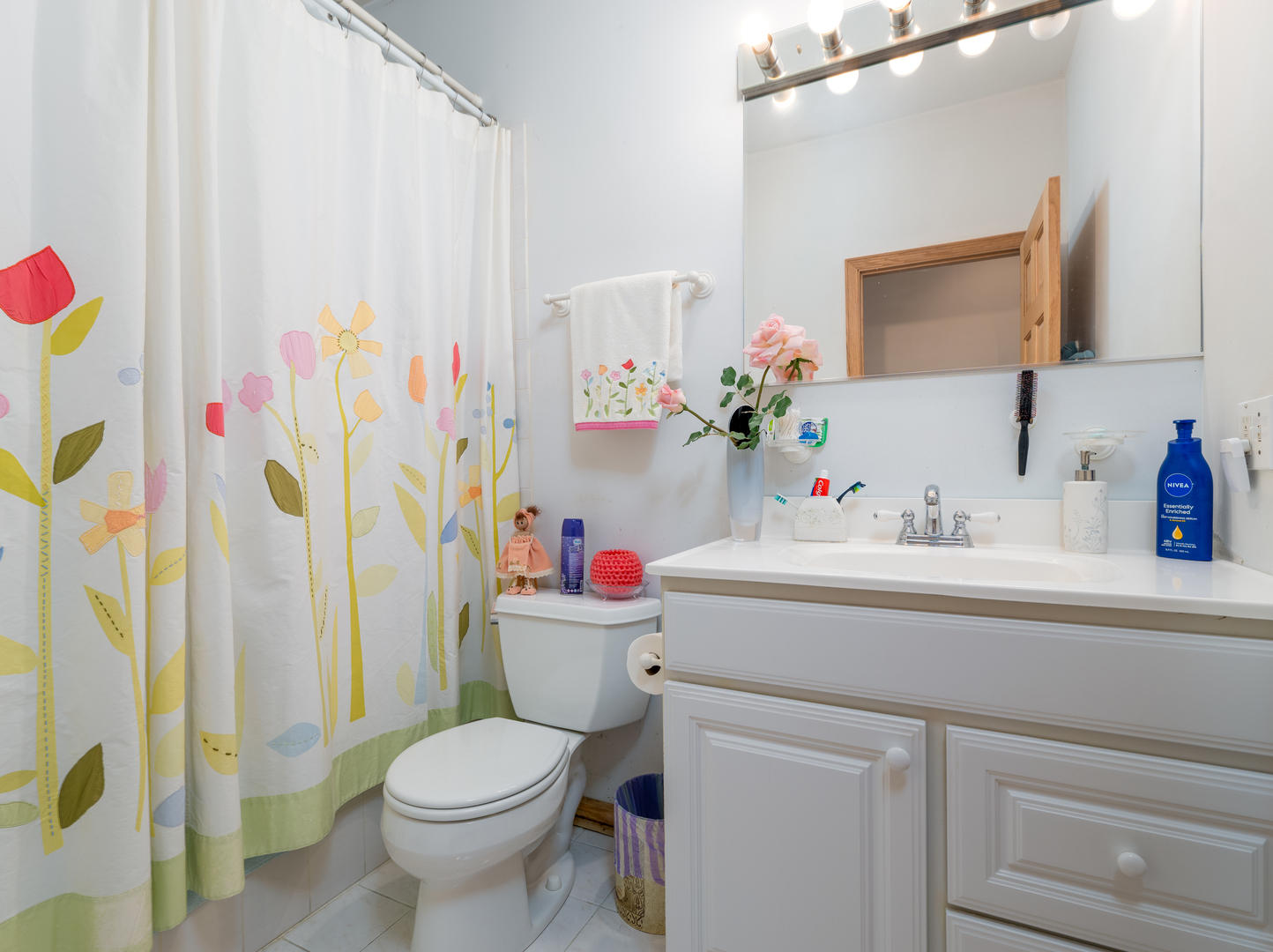 3308 North Octavia Avenue Chicago IL 60634