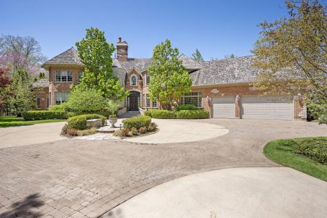 1890 Robinwood Lane Riverwoods IL 60015