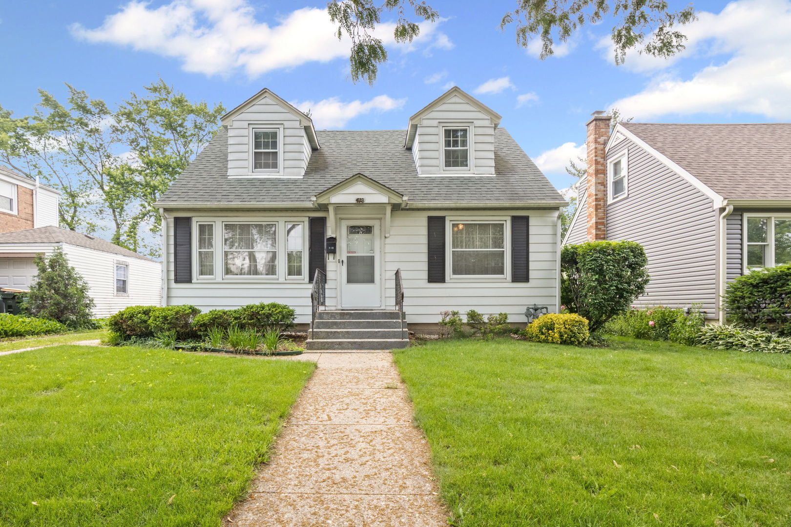 418 South Vail Avenue Arlington Heights IL 60005