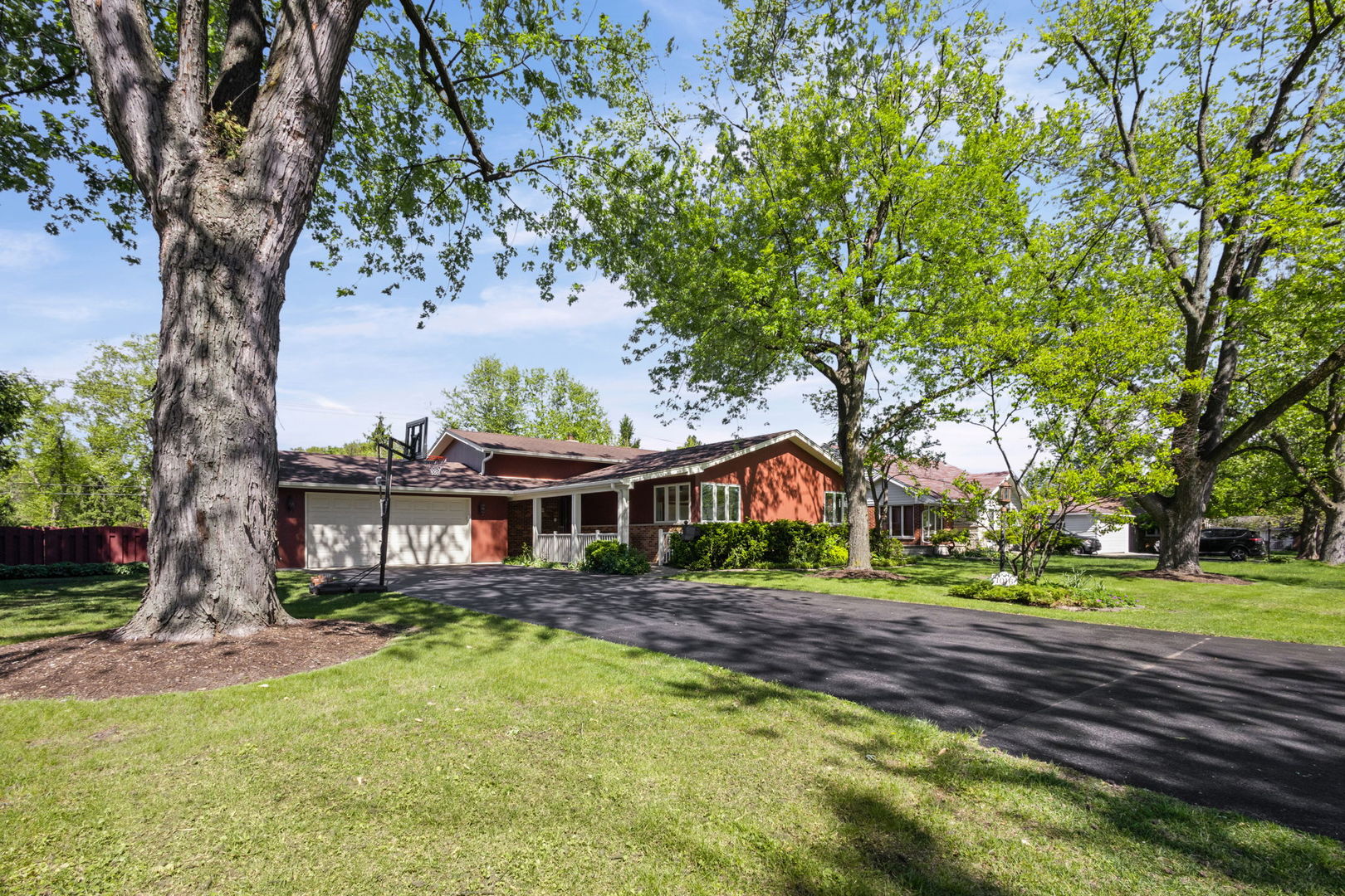 1016 Longmeadow Drive Glenview IL 60025