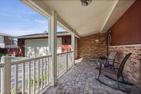 1016 Longmeadow Drive Glenview IL 60025