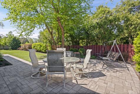 1016 Longmeadow Drive Glenview IL 60025