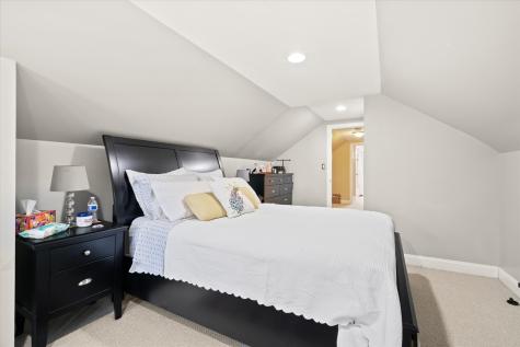 3036 North Luna Avenue Chicago IL 60641