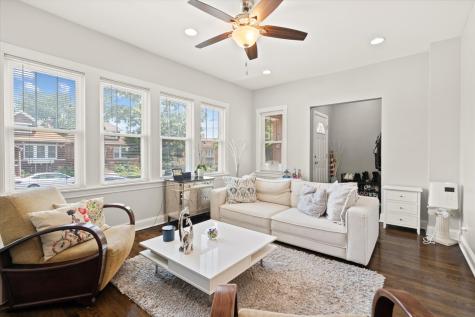 3036 North Luna Avenue Chicago IL 60641