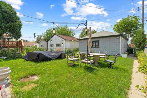 3036 North Luna Avenue Chicago IL 60641
