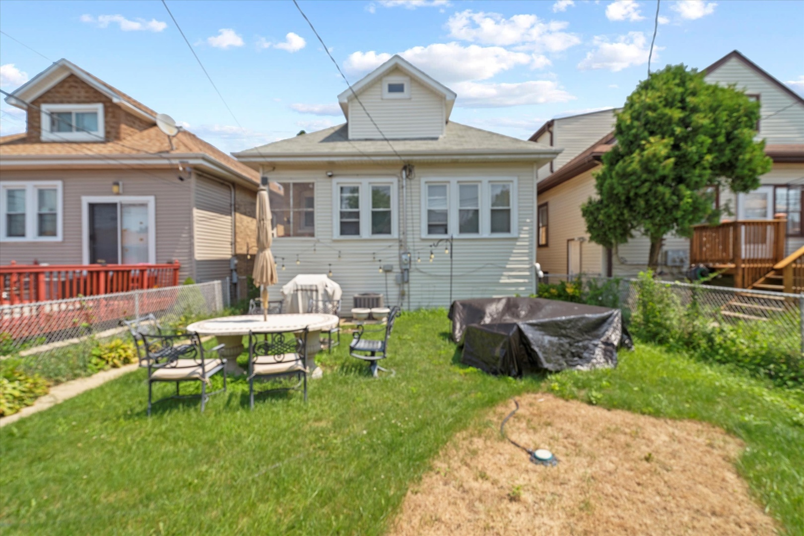 3036 North Luna Avenue Chicago IL 60641
