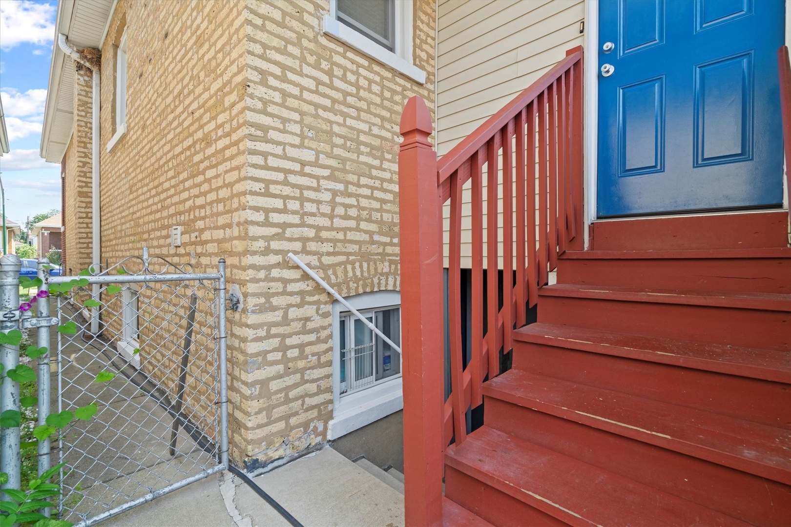 3036 North Luna Avenue Chicago IL 60641